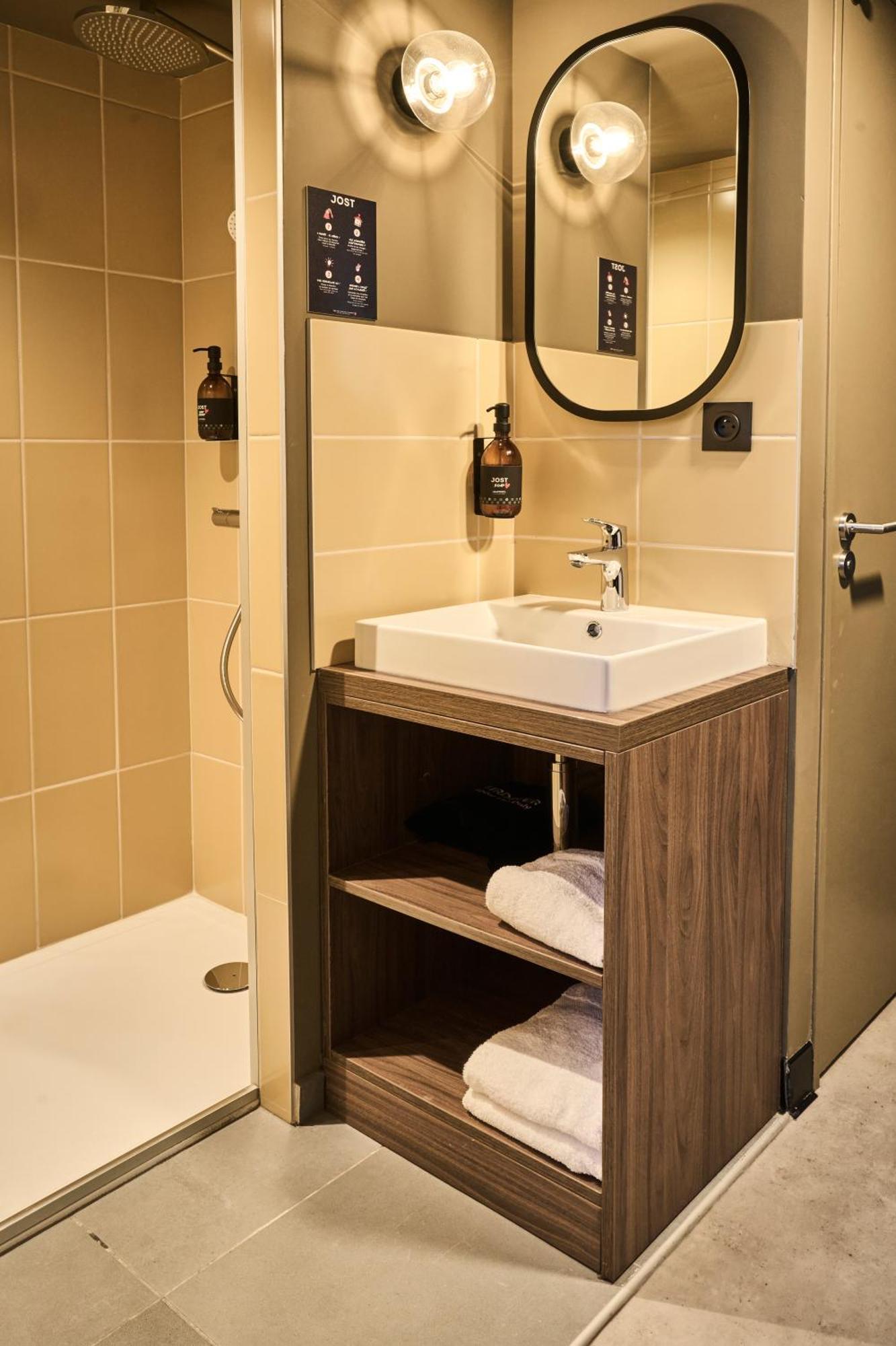 Jost Hostel Lille Centre 外观 照片